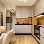 A2 1 Bedroom Modern Apartment