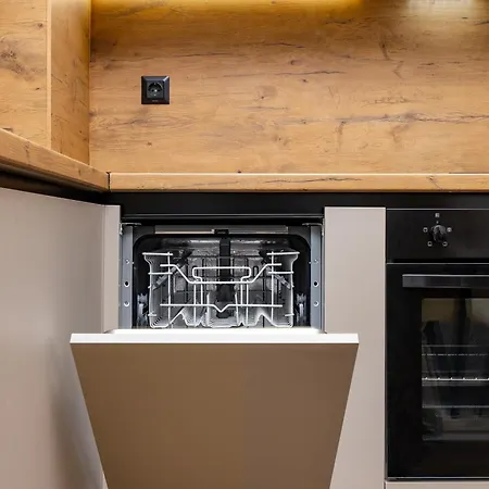 Apartment 1br Modern And Cozy With Free Parking *