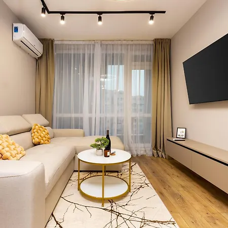 1br Modern And Cozy With Free Parking