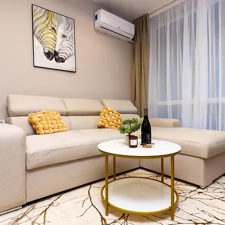 Apartment 1br Modern And Cozy With Free Parking