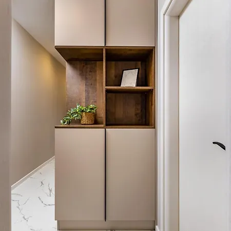 Apartment 1br Modern And Cozy With Free Parking *