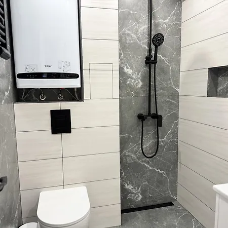 A2 1 Bedroom Modern Apartment